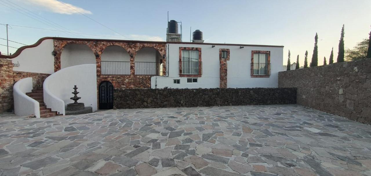 Hotel Beraka Bernal Eksteriør bilde